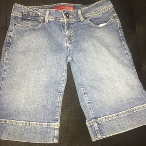 VINTAGE GUESS CROP JEANS SIZE 31